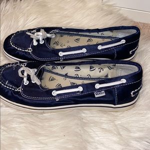 vans boat shoes
